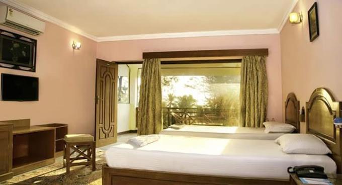 Sea Breeze Beach Resort Mahabalipuram Extérieur photo