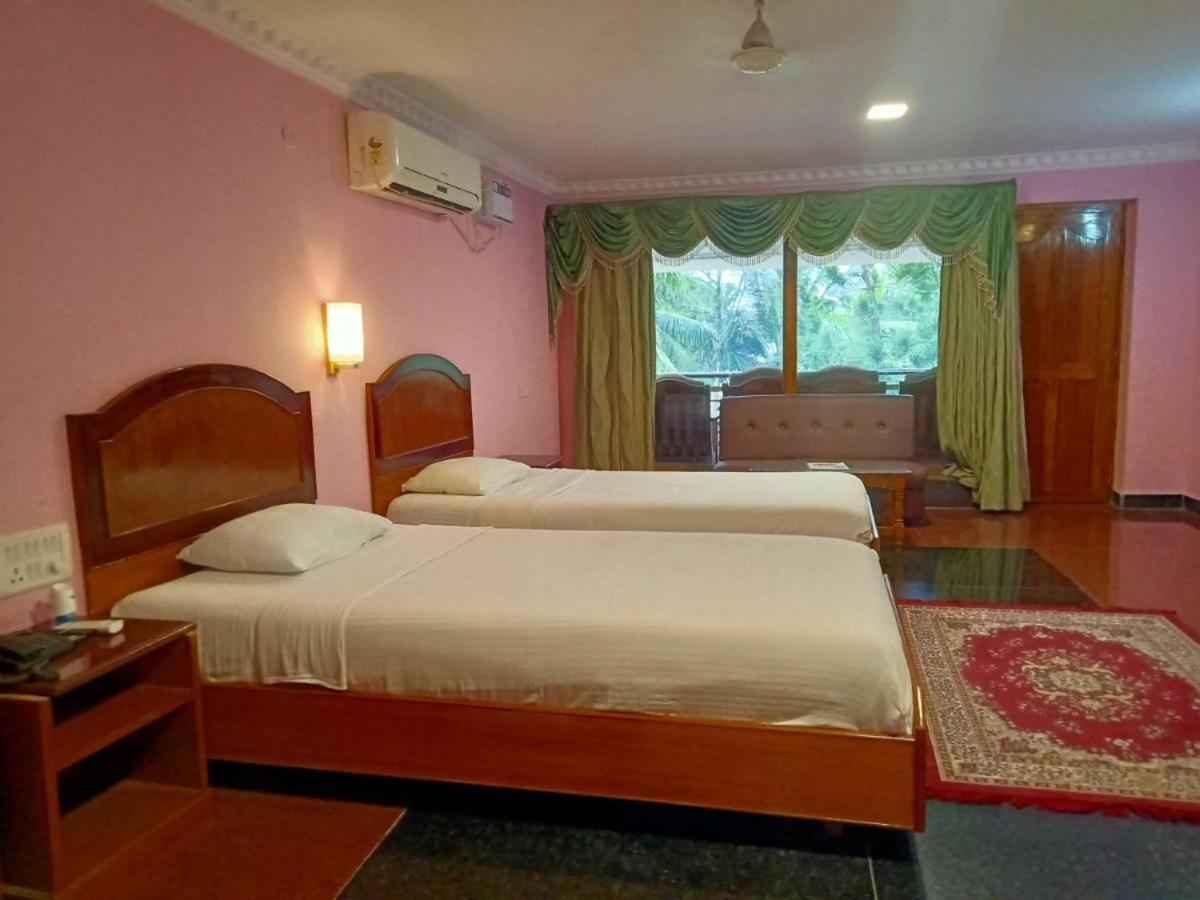 Sea Breeze Beach Resort Mahabalipuram Extérieur photo